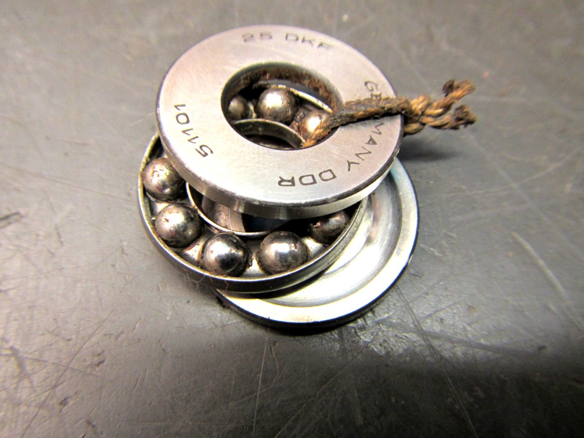 1 Stk. IBU Axial-Rillenkugellager / Drucklager 51103 17x30x9 mm