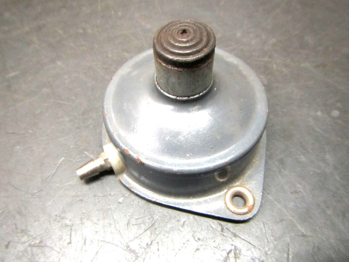 Fußpumpe Wasserpumpe Wohnwagen / Scheibenwaschanlage
