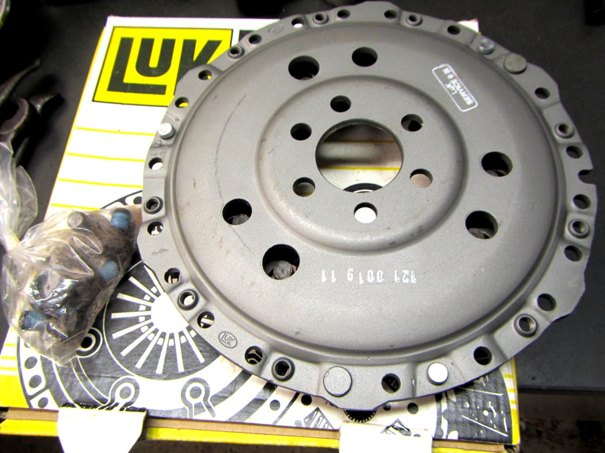 LuK LuK RepSet 621 1331 09 Kit frizione con piatto disinnesto