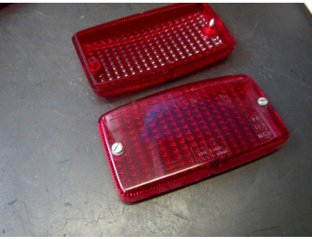 Glas Nebelschlussleuchte Trabant Wartburg B1000 Neu (10698)