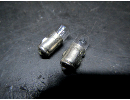 Glühlampe 2 Stk. 12V 2W Anzeige BA7S Wartburg Trabant IFA (C13836)