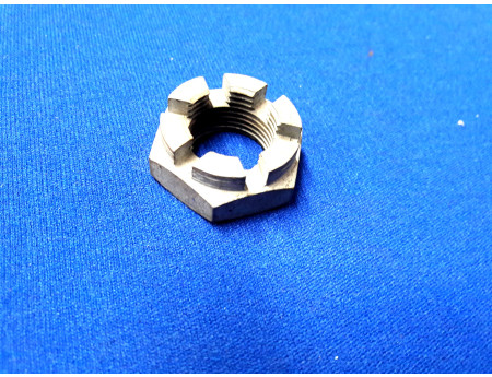 Kronenmutter Oldtimer 20 x 1,5 mm Schlüsselweite 30 (28913)