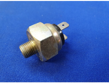 Bremslichtschalter 2-Kreis hydraulisch Hauptbremszylinder Wartburg Trabant B1000 IFA (4693-1)