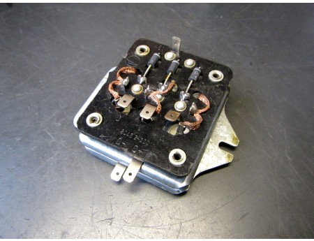 Gleichrichter Diodenplatte MZ ETZ 125-250 Neu (5116)