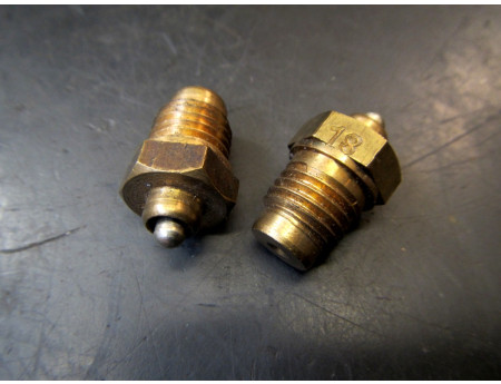 Schwimmernadelventil 18 Gewinde M12x1,5  Wartburg 311 Nadelventil 18 (7907)