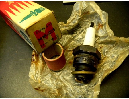 M18-225 Isolator Zündkerze Wartburg 311 900 Sport 313 (698)