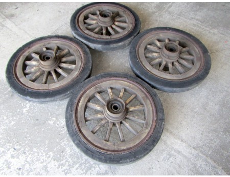 Vorwerk Elastik Vollgummi Holzspeichen Wagenräder (C8688)