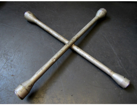 Radkreuz Wartburg Trabant B1000 Radmutterschlüssel (8918)