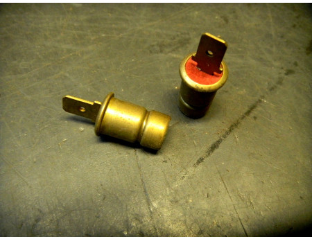 Fassung 1 Stk. Lampenfassung Wartburg Trabant B1000 (782)