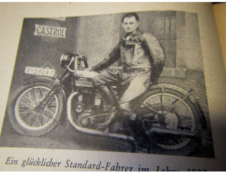 Rudi Krause Zwischen Box und Fahrerlager Rennsport 1954 (9269)
