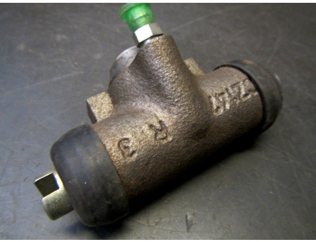Radbremszylinder CZ147 Wartburg 353 / 1.3 (C9357)