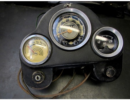 Armaturenbrett Skoda Felicia 440 445 Instrumente (C10271)