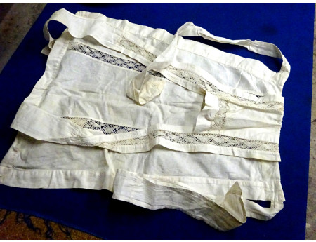 Schürze Leinen Lochstickerei Vintage (28786)