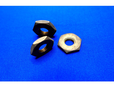 Messing Muttern M15 x 2 mm flach (29238)