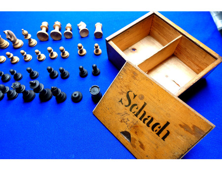 Schachfiguren Holz geschnitzt (29453)