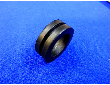 Tülle Gummidurchführung 15 x 25 x 9 mm IFA DDR (24943)