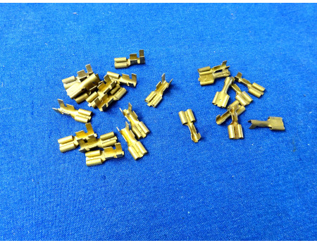 Steckkabelschuhe Messing 2,5 / 4 mm² IFA DDR (27033)