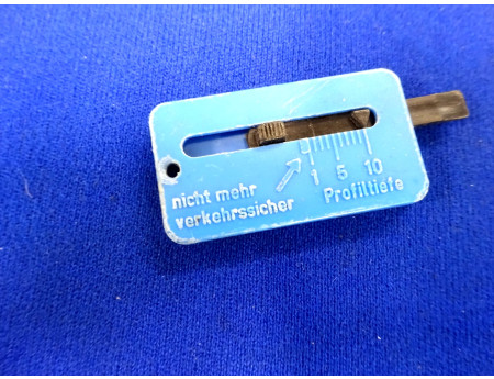 Pneumant Schlüsselanhänger Reifen-Profil DDR (27561)