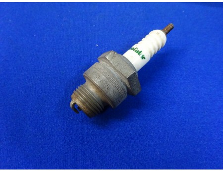 Zündkerze Isolator M18-225 Wartburg 311 900 (C13913)