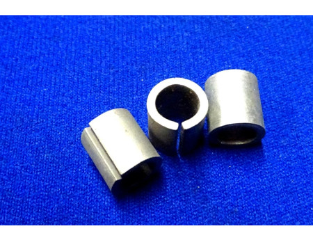 Hülse Buchse 7 x 10 x 11 mm 3 Stück IFA DDR (27936)