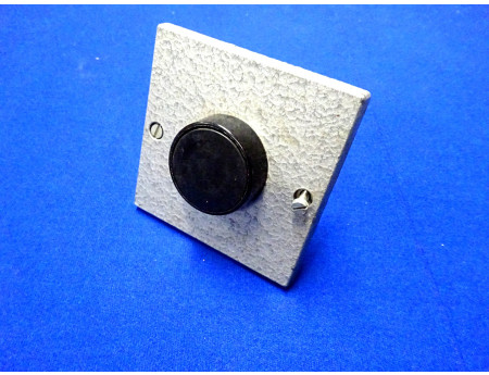 Taster 6702.008 mit Grundplatte hammerschlag-silber (27948)