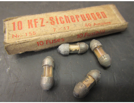 Keramik KFZ Sicherung 7x17 Oldtimer 1 Stück 40 Ampere (14237)