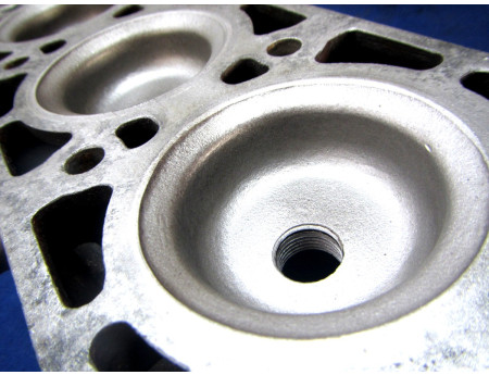 Zylinderkopf Wartburg 311 Motor 18er Kerzen (22815)