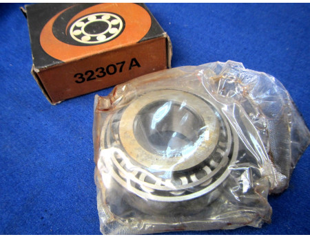MGM 32307A Kegelrollenlager Radlager GAZ 24 Wolga (23331)