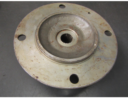 Radnabe Trabant vorn Gleichlaufgelenkwelle Neu (15825)