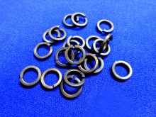 Federring B8 Sicherungsring 8 mm brüniert 20 Stück (25328)
