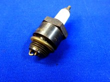 Isolator M18-225 Zündkerze frühe Ausführung (25719)