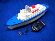 Spielzeugboot DDR Motorschiff MS65 (23640)