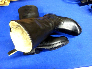 Lederstiefel Gr. 26 Offiziersstiefel gefüttert neuwertig (28430)