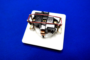 Steckdose weiß Schuko 80x80 DDR (29153)