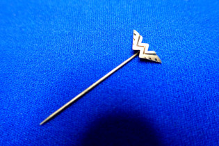 Wanderer Anstecknadel massiv, Silber, neuwertig (29161)