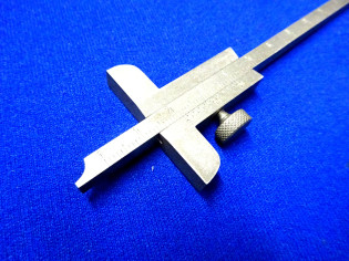 Tiefen-Mess-Schieber 100 mm (27334)