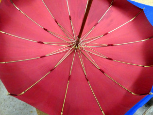 alter Regenschirm 80 cm rot (28115)
