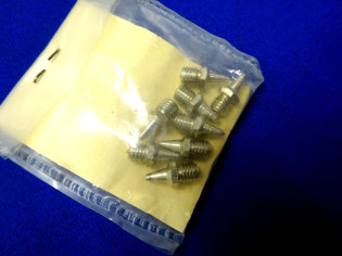 Spikes 9 mm Einschraubdorn Nageno DDR (28369)