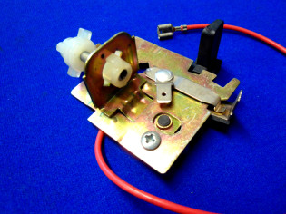 Leuchtweitenverstellung Scheinwerfer rechts Wartburg 353 (29009)