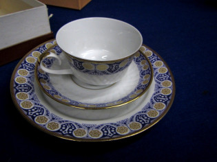 Sammeltasse " Friesendekor" 6032/1 Freiberg OVP (28828)